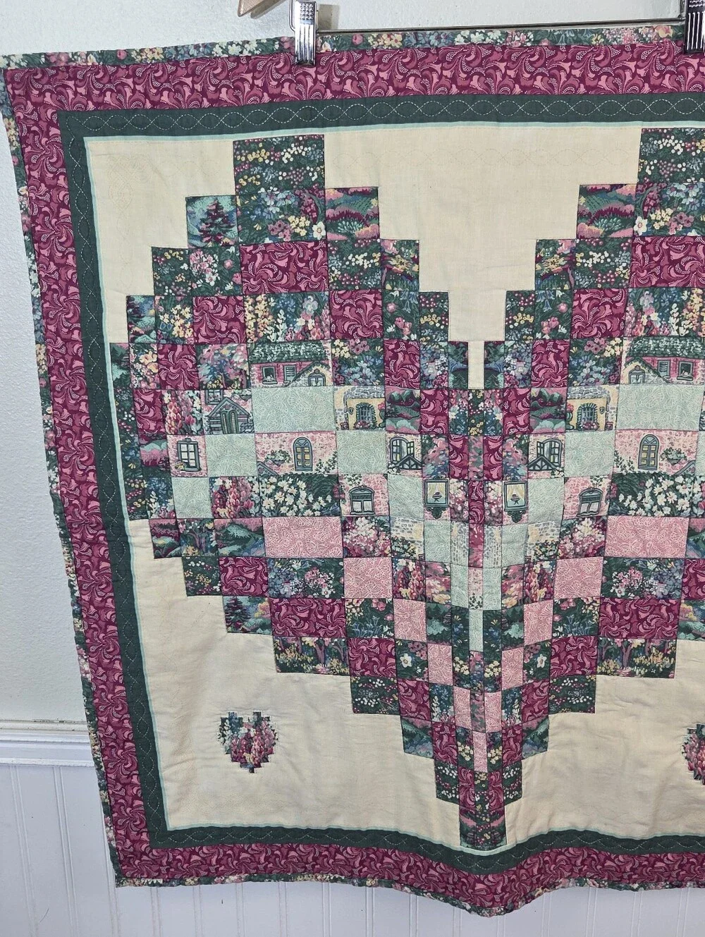 Handmade Patchwork Quilt Wall Hanging 34x33 Heart Floral Cottagecore Farmhouse